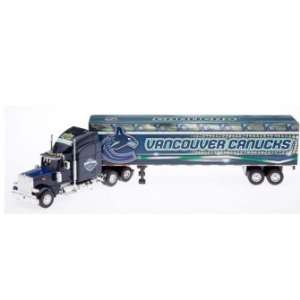 07 08 UD NHL Peterbilt Tractor Trailer Vancouver Canucks:  