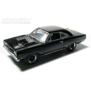  1968 Plymouth GTX 1/64 Black Bandit: Toys & Games