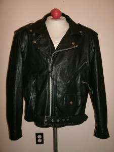VINTAGE WILSONS THE LEATHER EXPERTS, MOTORCYCLE LEATHER JACKET. SIZE 