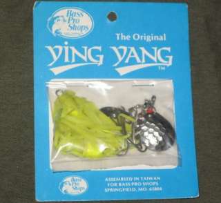 Vintage Ying Yang Fishing Lure Bass Pro Shop New Silver Yellow Metal 