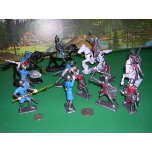  Crusader Knights Toy Soldier Set: Toys & Games