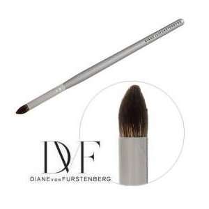 Diane Von Furstenberg Beauty Crease Eye Shadow Brush   No 4