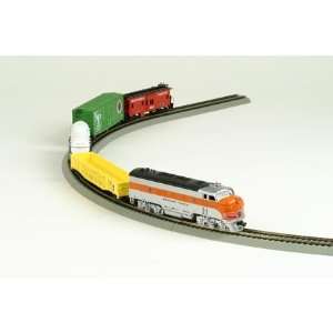  HO Warbonnet Express Train Set, WP: Toys & Games