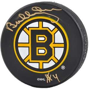  Mounted Memories Boston Bruins Bobby Orr Autographed Puck 