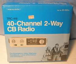 Vintage REALISTIC (radio Shack) * 40 Channel CB 2 way RADIO * NEW 