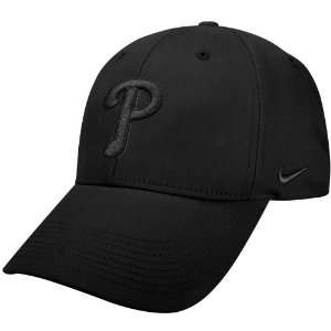   Philadelphia Phillies Black Wool Classic III Hat: Sports & Outdoors