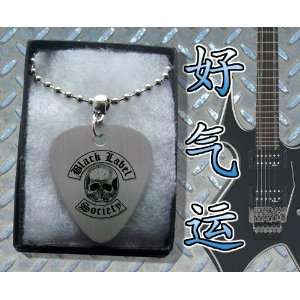  Black Label Society Metal Guitar Pick Necklace Boxed 