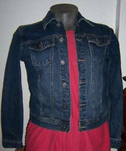   DENIM JEAN JACKET SIZE MEDIUM CHEST 21 FOR WOMAN OR YOUNG TEEN  
