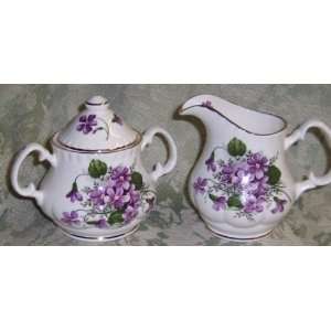 Violet Creamer & Sugar with lid 