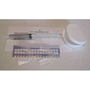   Kit with 10ml/cc of 22% Carbamide Peroxide Gel