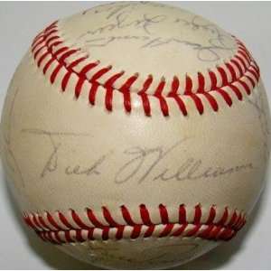   1972 World Series Team 22 OAL CATFISH HUNTER   Autographed Baseballs