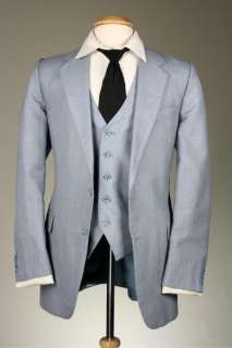Vintage Etienne Caron Paris Gray/Blue Pinstripe 3 Piece 40 L Suit 