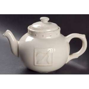   Sorrento Ivory Tea Pot & Lid, Fine China Dinnerware: Kitchen & Dining