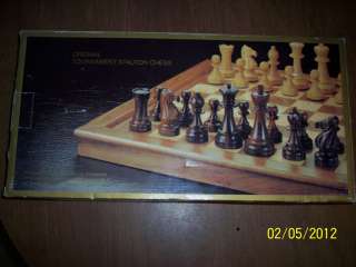 Deluxe Walnut Tournament Chess Set   Hand Carved Staunton Pieces 