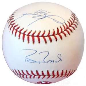  Signed Barry Bonds and Sammy Sosa Ball   Autographed 