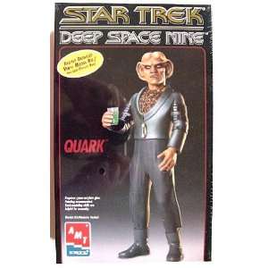  STAR TREK DS9 QUARK MODEL FIGURE: Toys & Games