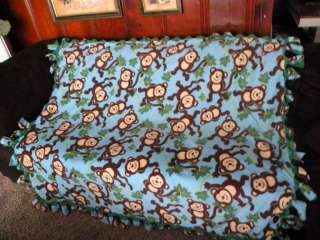   handmade no sew tied fleece throw blanket. Monkey childrens blanket