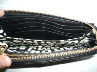 Marc Jacobs Totally Turnlock Zip Clutch Black Leather Wallet $198.00 