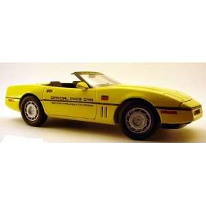    C4 1986 Yellow Corvette Indy 500 Pace Car 124 Diecast Automotive