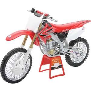  New Ray Honda Red Bull 2008 CRF450R 4 Rider Team with 