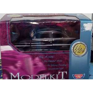  1949 Mercury Diecast Scale 1:24 by Motormax: Toys & Games