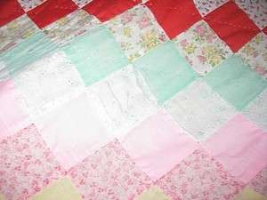 OLD DIAMOND PATTERN VINTAGE HAND STITCHED HANDMADE EARLY QUILT 84 X 95 