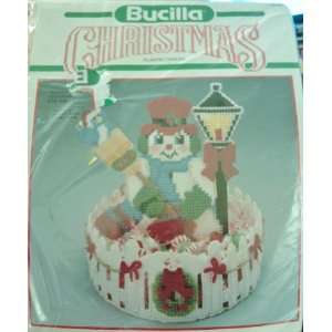  Bucilla Christmas Plastic Canvas   Snowman Center Piece 