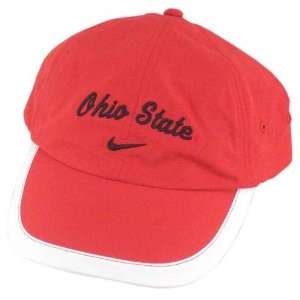  Nike Ohio State Buckeyes Red Ladies Comfie Hat: Sports 