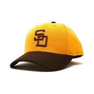 San Diego Padres 1972 Road Cooperstown Fitted Cap   Gold/Brown 6 7/8 