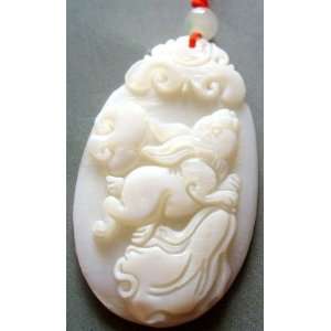   Sea Shell Zodiac Rabbit Chinese Cabbage Pendant 