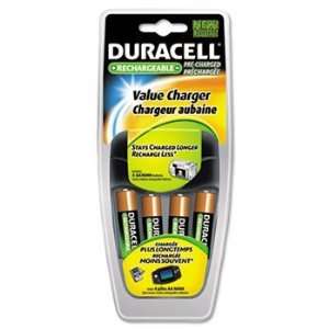  Duracell® Value Battery Charger with Four Pre Charged 