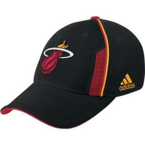 adidas Miami Heat Black Official Team Flex Fit Hat:  Sports 