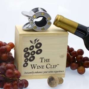 The Wine Clip in Wood Gift Box 