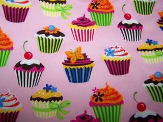 CUPCAKES QUILTED DUST COVER FOR KITCHENAID MIXERS