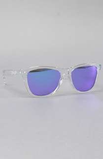 OAKLEY The Oakley Frogskin Sunglasses in Polished Clear with Violet 