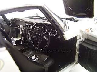TOYOTA 2000 GT FUJI 1967 #2 118 DIECAST MODEL AUTOART  