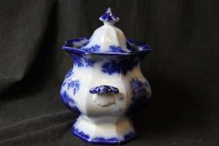   FURNIVAL & CO SHANGHAE OCTAGONAL RIBBED FLOW BLUE COVERED GRAVY  