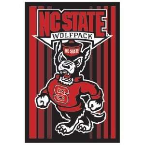  NCAA North Carolina State Wolfpack Button Sports 