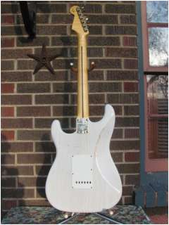 2011 Fender Custom Shop Stratocaster /  MARY KAY RELIC  1/30  