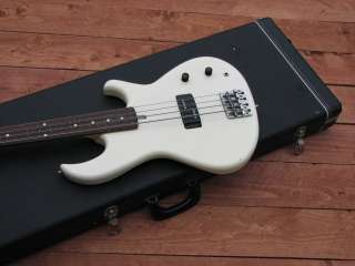 1986 7 Aria Pro II RSB Straycat Bass Guitar  