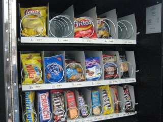 RC   800 / 850 Snack Beverage Combo Vending Machine  