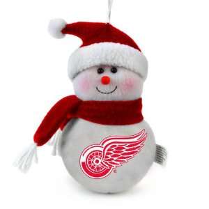  Pack of 6 NHL Hockey Detroit Red Wings Plush Snowman 